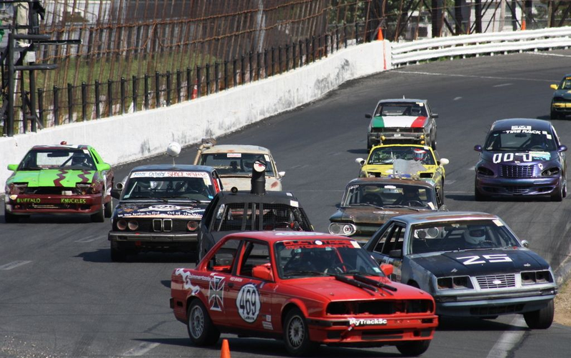 Illustration for article titled The 24 Hours Of LeMons New England 2009 Über Gallery, Part 5